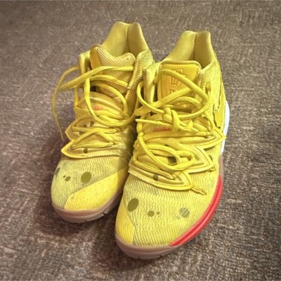 Nike SpongeBob Kyrie 5 Yellow/Red Mid Top Mesh Lace-Up Kids Sneakers 4.5