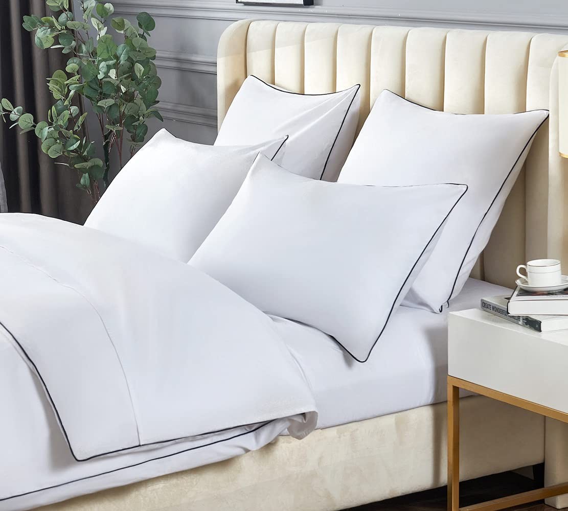 Duvet Cover Full/Queen Set, White with Contrasted Black Piping Microfiber Bed...-image