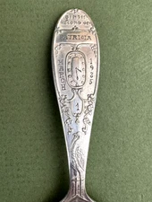 ATQ WM Rogers Silver Plate Engraved Birth Record Baby Spoon Patricia 1935 Mar 1