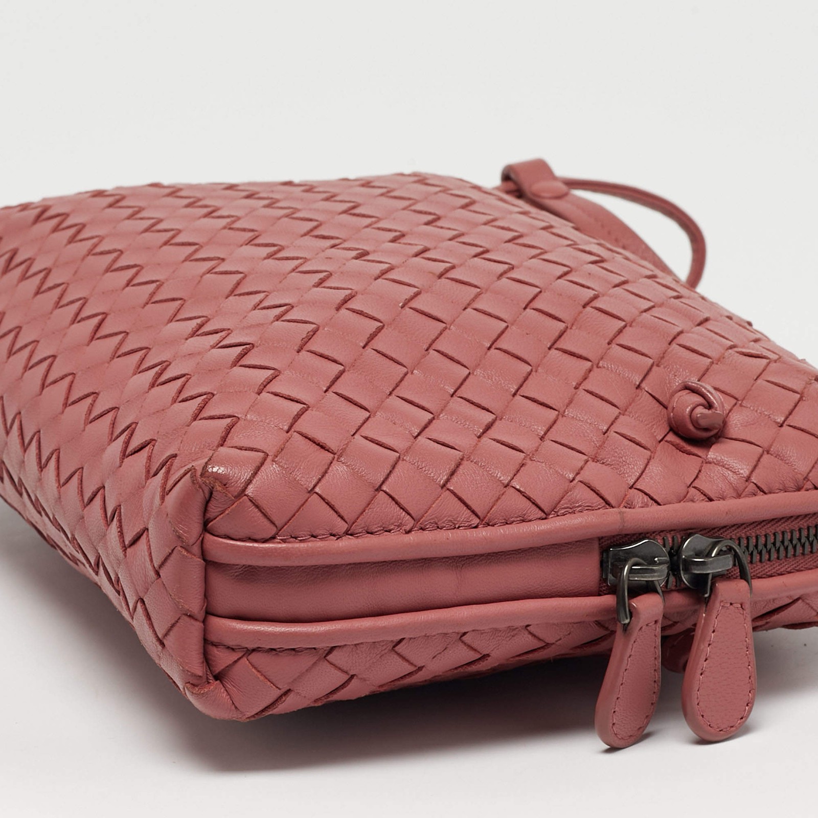 Bottega Veneta Old Rose Intrecciato Leather Nodini Shoulder Bag thumbnail 10
