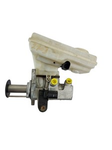 VW UP! 121 Hauptbremszylinder brake master cylinder 32668657