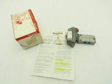 Honeywell Skinner XH935RBMX17 Solenoid Valve 4-Way NC/NO 24VDC 150 PSI 1/4" NPT