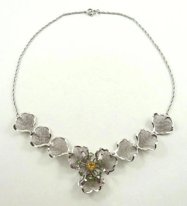 Bond boyd hotsell sterling necklace