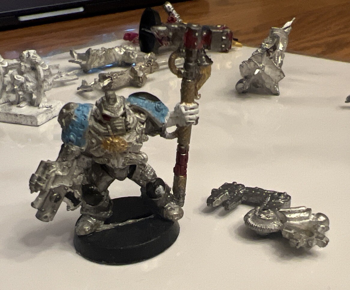 Space Wolves – Prêtre Et Serviteurs De Fer, Figurines Games Workshop Peintes, Métal, TMC