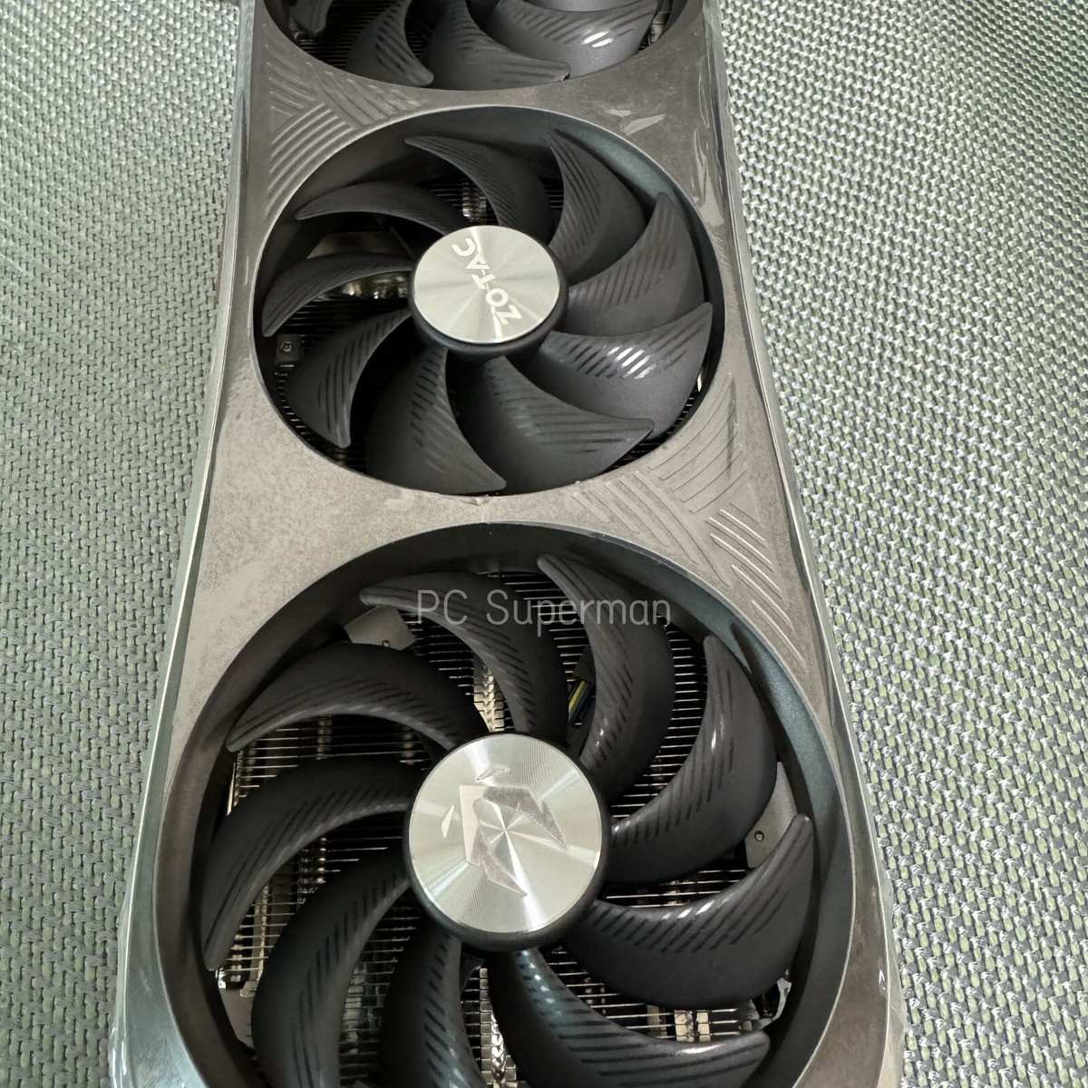 ZOTAC GAMING Geforce RTX 4090 TRINITY OC (No Core, No VRAM) With