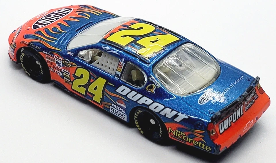 COCHE CHEVY MONTE CARLO 3 1/4" NASCAR JEFF GORDON 24 '06 AUTOMOTORSPORTS AUTHENTICICS NASCAR Foto 3 de 4