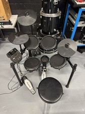 Alesis Nitro Mesh Electric Electronic Digital Drum Kit Set W/stool And Sticks
