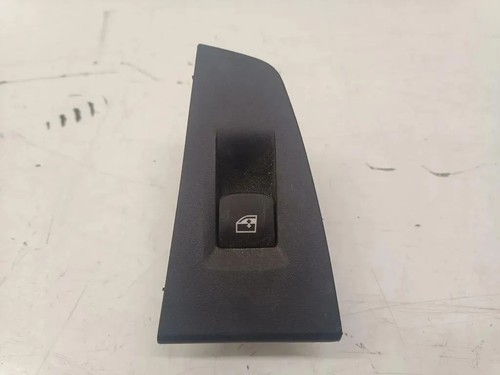 BMW F40 Schalter für Fensterheber hinten links 7950756 1.50 Petrol 26759706