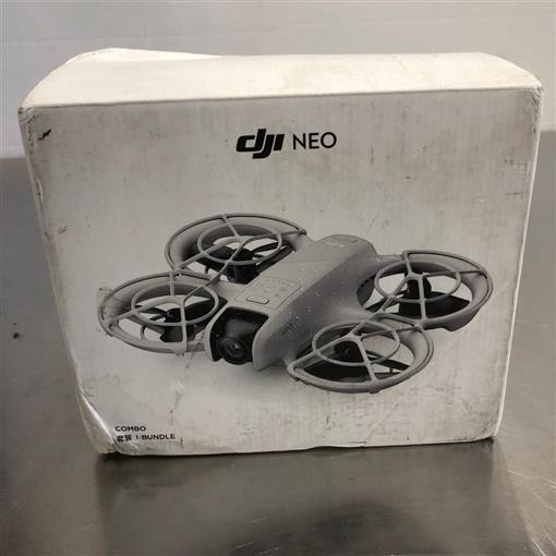 DJI NEO COMBO PACK CAMERA DRONE ONLY WITH 3 BATTERY PACKS & CHARGE HUB
