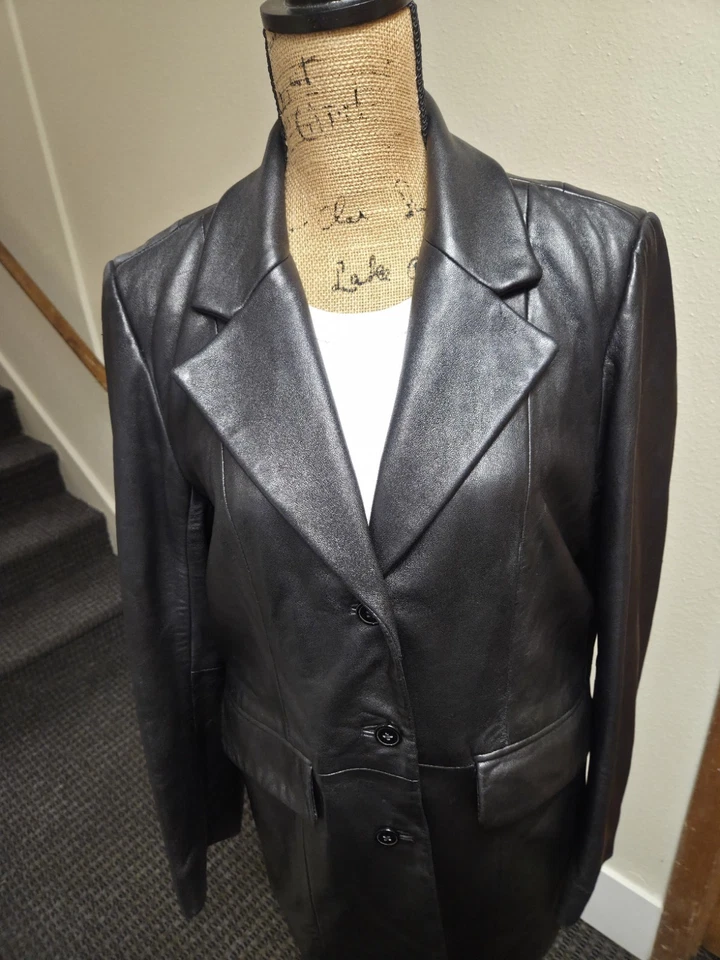 Chaqueta de cuero Great Northwest italiana de piel de cordero negra con 3 botones talla L Foto 3 de 4