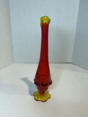 Vintage Fenton 12.25" Amberina Mid Century Swung Stretch Glass Vase - Picture 2 of 4