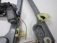 Lève vitre Peugeot 1007