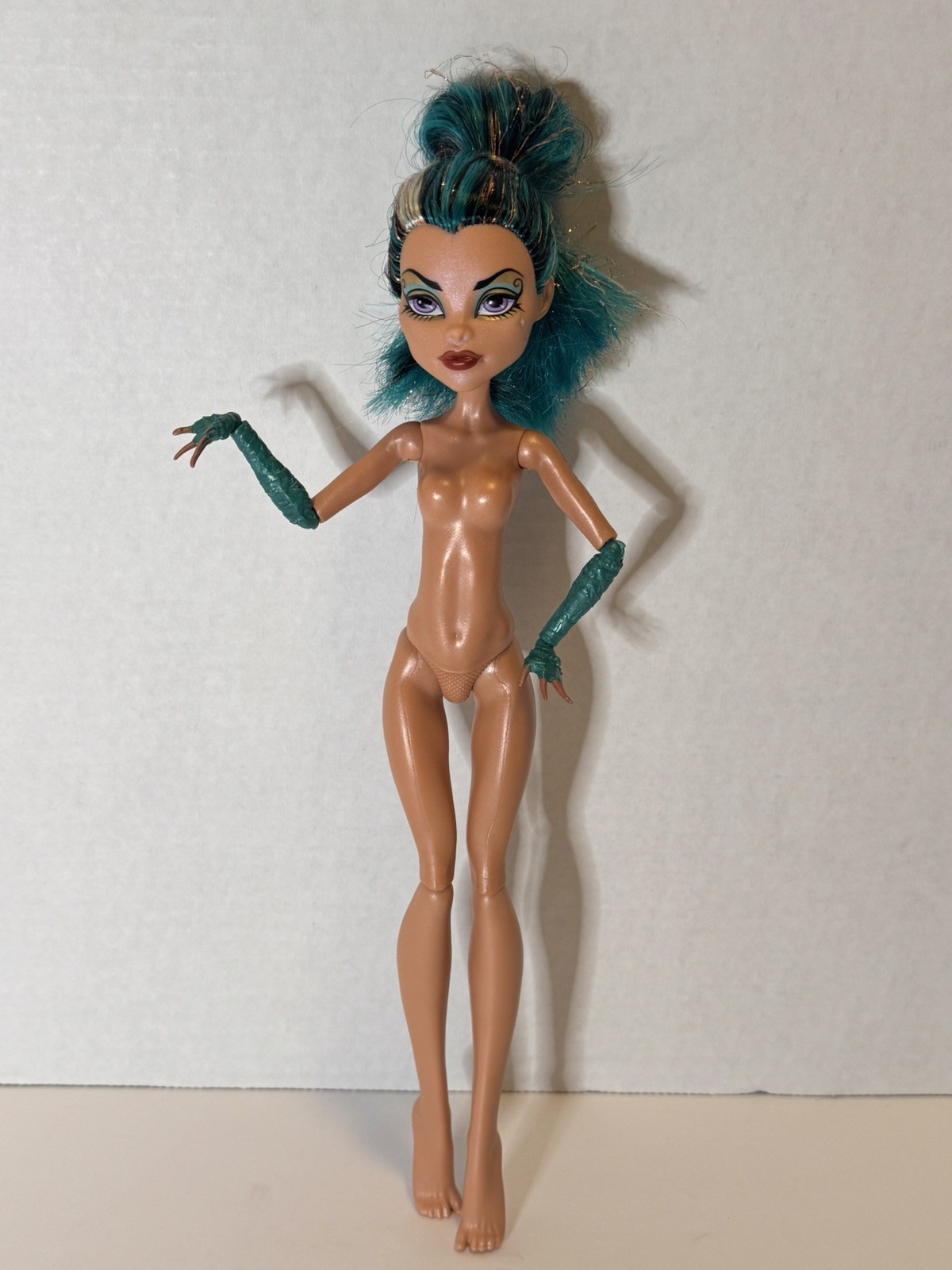Monster High Boo York Nefera de Nile Doll Naked