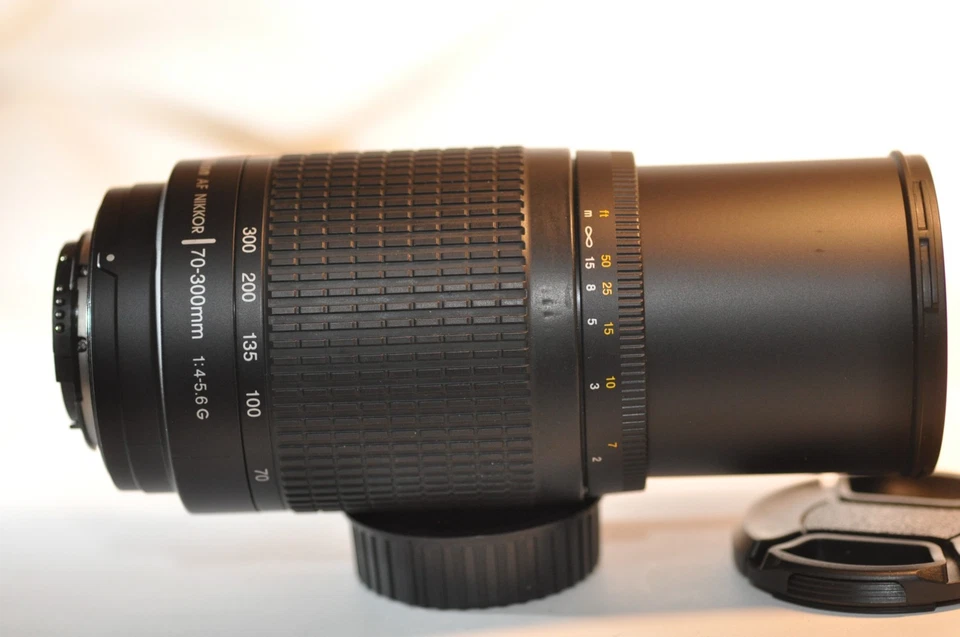 Nikon AF G Zoom-Nikkor 70-300mm f/4-5.6 FX lens for N80 N75 D90 D80 D750 D850 DF - Image 4 of 4