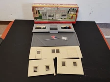 Original Early PLASTICVILLE O & S U S POST OFFICE KIT in box --