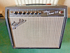 Fender Vibro Champ XD Guitar Amp Valve Amplifier Excellent Condition