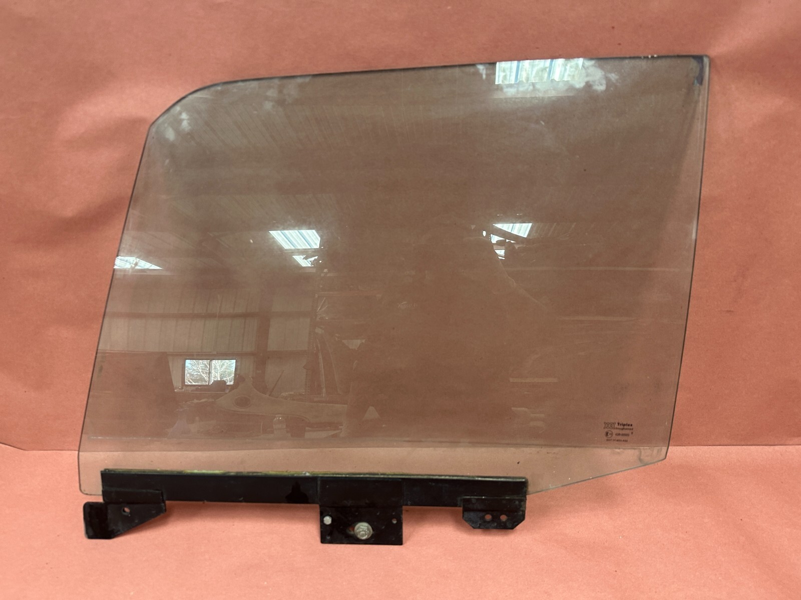 Bentley Brooklands 1994 Front Left Door glass