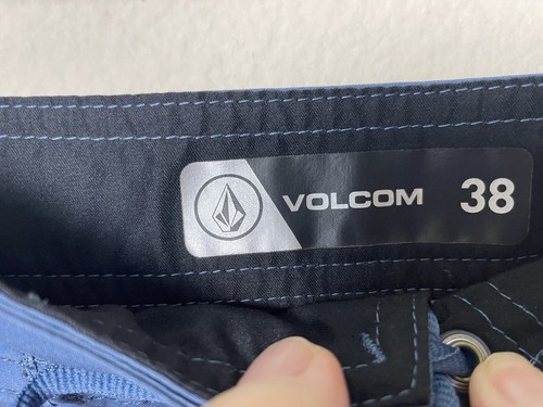 Volcom Board Shorts Mens Size 38 Blue Striped Casual Surfer Pocket Beach - Picture 7 of 12