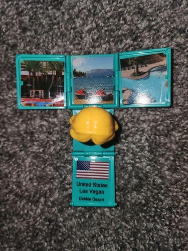 Gift 'ems Series 2 - Debbie Desert - Las Vegas, USA - Ultra Rare Swim