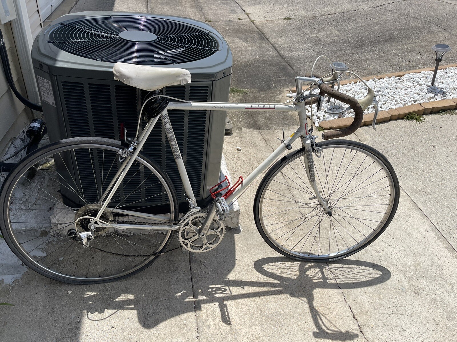 Genesis 72786 Road Bike - White
