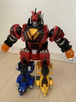 Power Rangers Jungle Fury Gekiranger DX Megazord Set Geki Touja