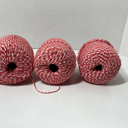 Aunt Lydia's Baker's Cotton Crochet Thread Red & White Christmas 3 Spools - Picture 4 of 12