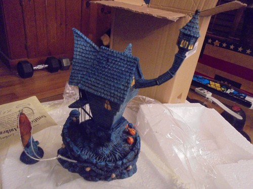 Hawthorne The Nightmare Before Christmas TableTop Tree Collection - JACK'S HOUSE - Picture 7 of 8
