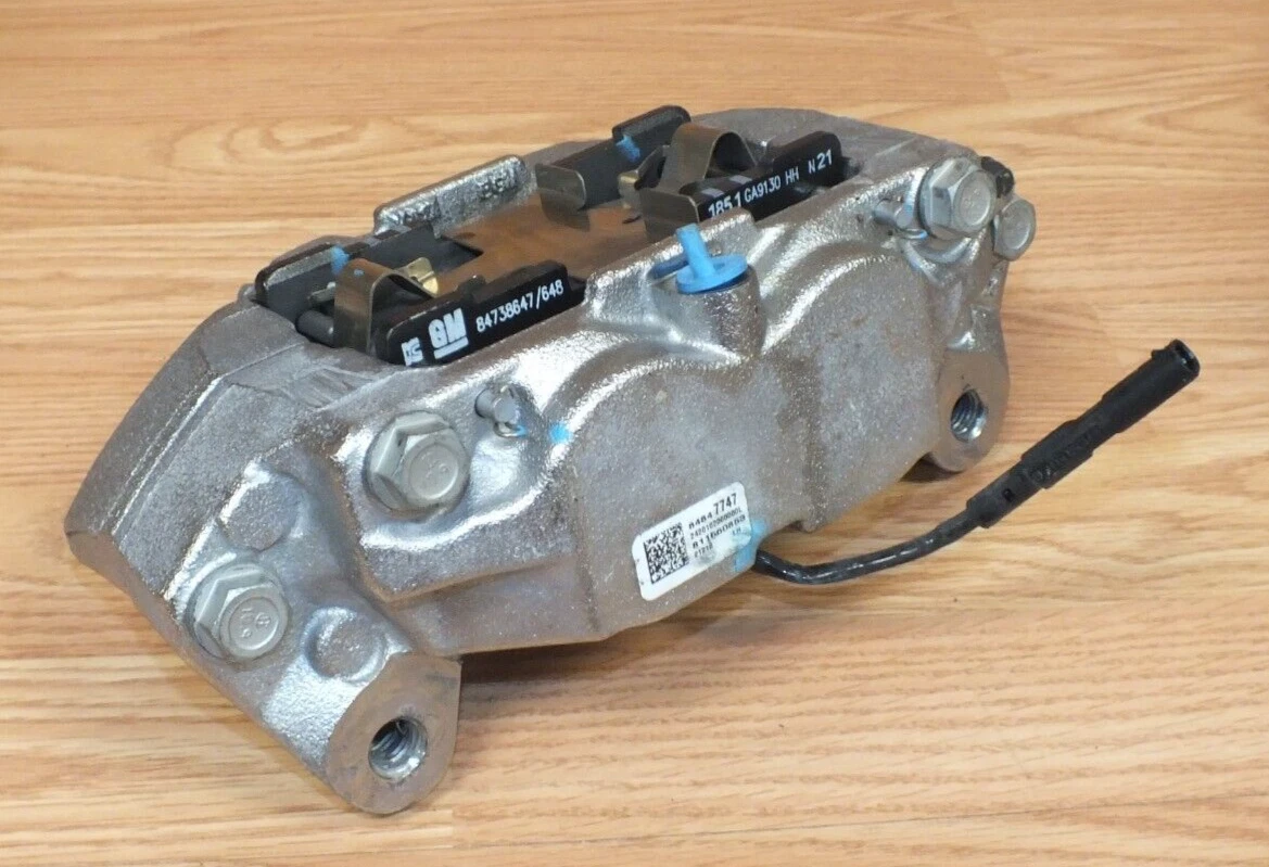 OEM GM Front Left LH Brake Assembly Caliper 84847747 For Cadillac  
