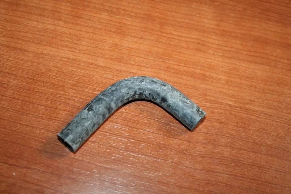 NOS GM Throttle Body Water Drain Hose 25522896 3.8L V6 Buick Oldsmobile D - Image 2 of 3