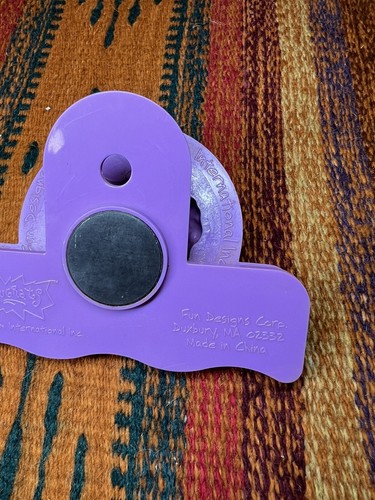 Vintage 1998 Rugrats Chuckie Magnetic Bag Clip Snack Chip - Picture 6 of 7