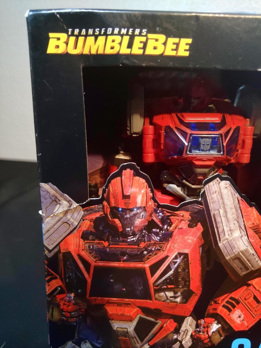 Action Figure Transformers Studio Series 84 Deluxe Ironhide, 11 Cm, Ispirata A Bumblebee, Con Accessorio E Sfondo