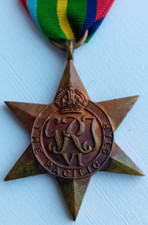 Original WW2 British/Commonwealth Pacific Star - medal with ribbon
