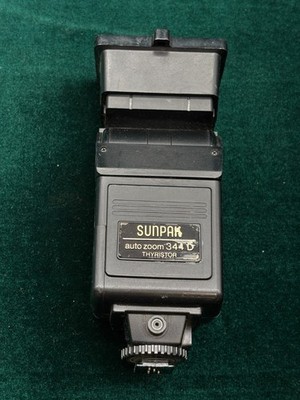 Sunpak Auto Zoom 344 D Thyristor / Blitz / funktionsfähig