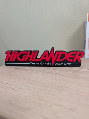 3D Logo Highlander Schild Regal Film Kult Deko Platte Sammlung 23x6cm