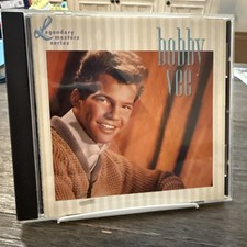 BOBBY VEE -- The Legendary Masters Series -- LIKE NEW CD -- 26 tracks