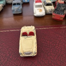 CORGI AUSTIN HEALEY. (CREME)