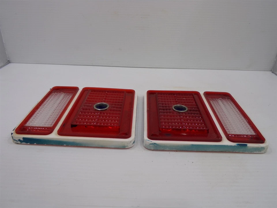 1971 - 1984 原始设备制造商雪佛兰 GMC Van Tail 光镜片 5962560 76 77 78 79 80 81 82 83 — 第 3/4 张图片