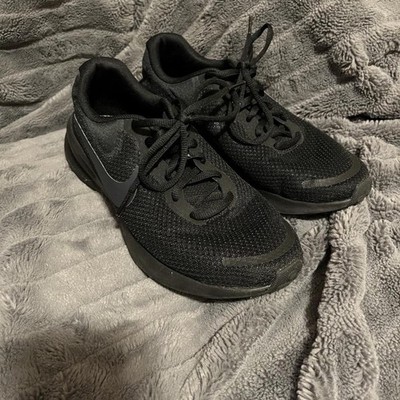 Nike Revolution 7 Men s Black Low Top Lace-Up Mesh Athletic Sneakers FB2208-002