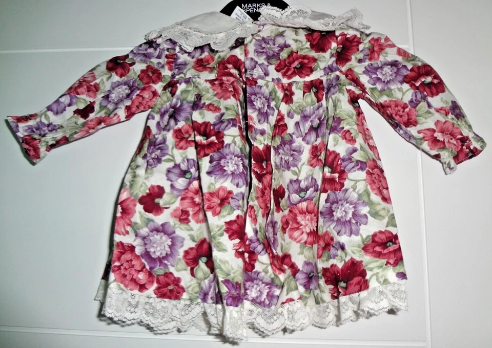 FLORAL LACE 3 piece OUTFIT - DRESS, BLOOMERS & Elasticated HEADBAND 3-6MTHS - Image 4 of 4