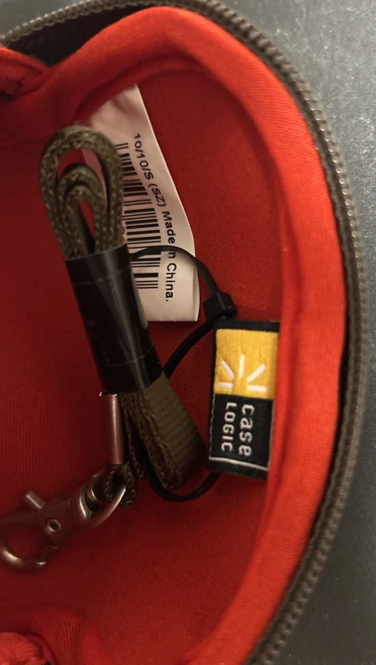 Case Logic Protector Holder For Carrying Cell Phone Camera MP3 Player Pouch - Image 4 of 4