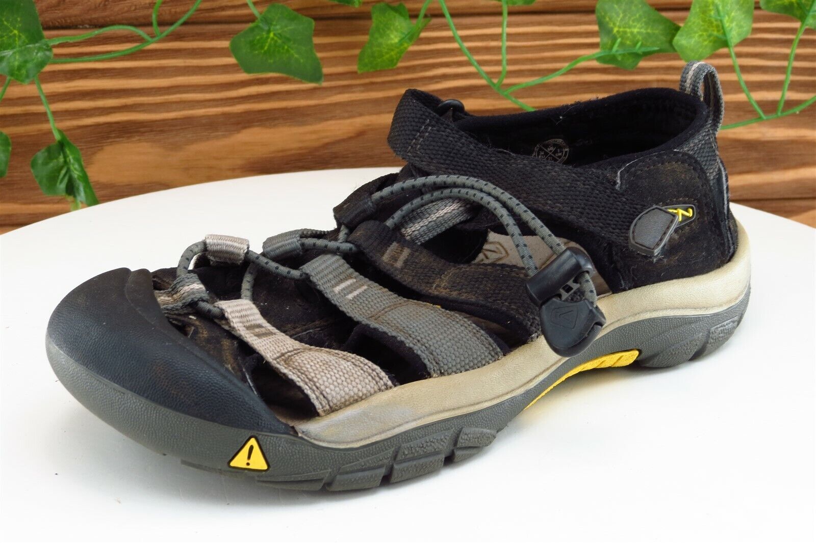 KEEN scarpe ragazzi taglia 2 M tessuto grigio sport