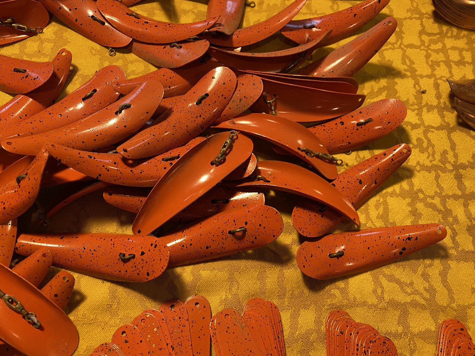 175+ DAN BOONE WIGGLER WOBBLER SPOONS FISHING LURE BAIT WITH MISC HOOKS SWIVELS - Image 15