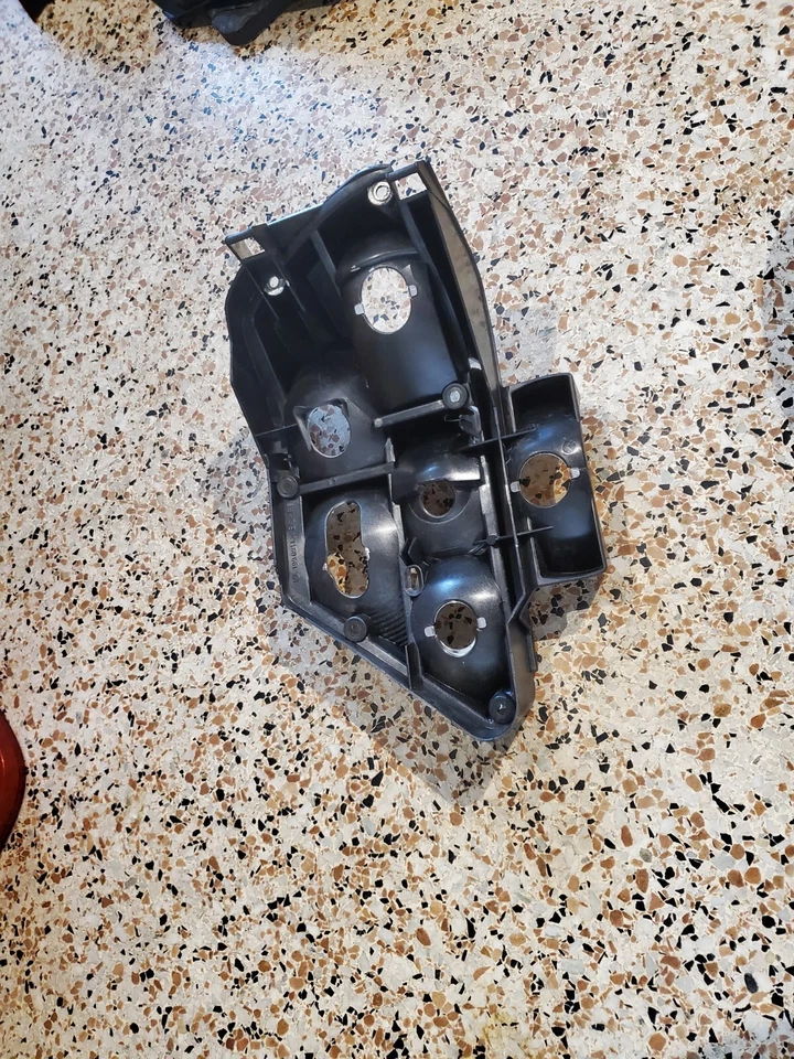 1994-1996 Mercedes-Benz S320 S420 W140 OEM Passenger Side Tail Light Right RH Foto 4 de 4