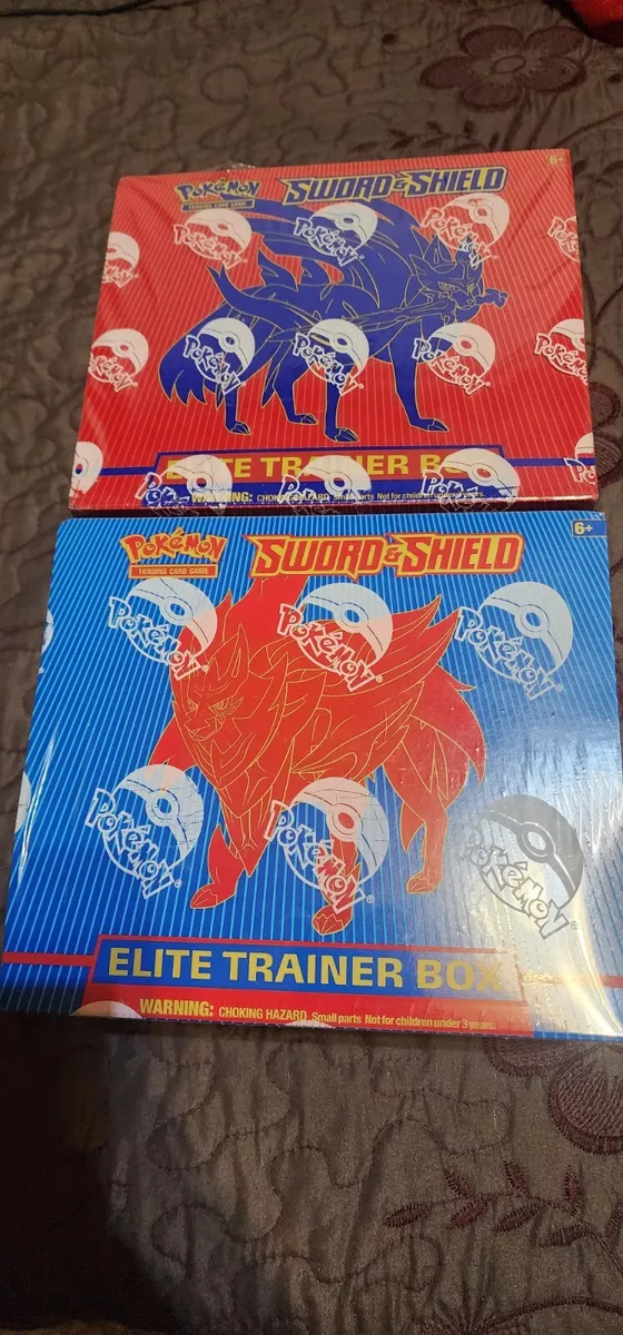 Pokemon TCG: Sword and Shield Elite Trainer Box- Zacian - 8 Boosters