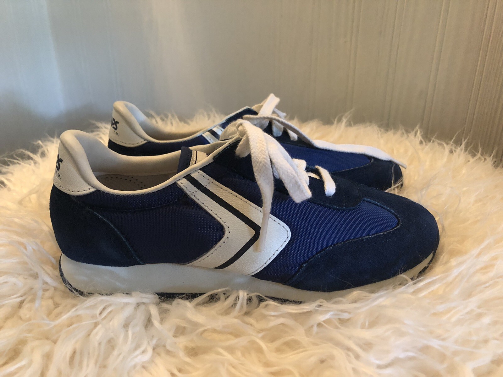 champs kids shoes