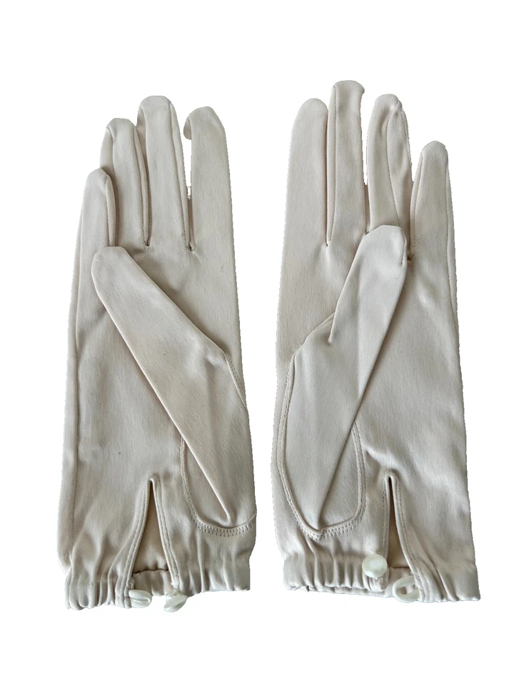 Luvas vintage NEYRET tamanho 7 blush cetim elástico pérola botão fechar NOVO França - Imagem 3 de 4