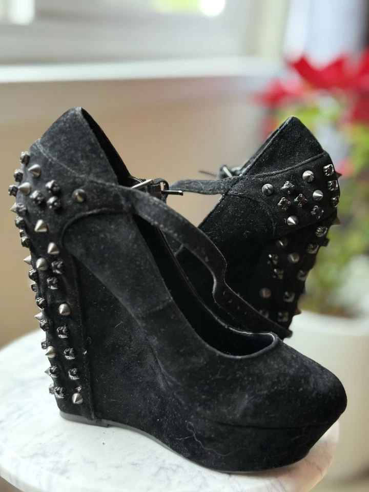 Zapatos de plataforma de gamuza negros con tachuelas para mujer Shoedazzle nuevos talla 5,5 Foto 4 de 4
