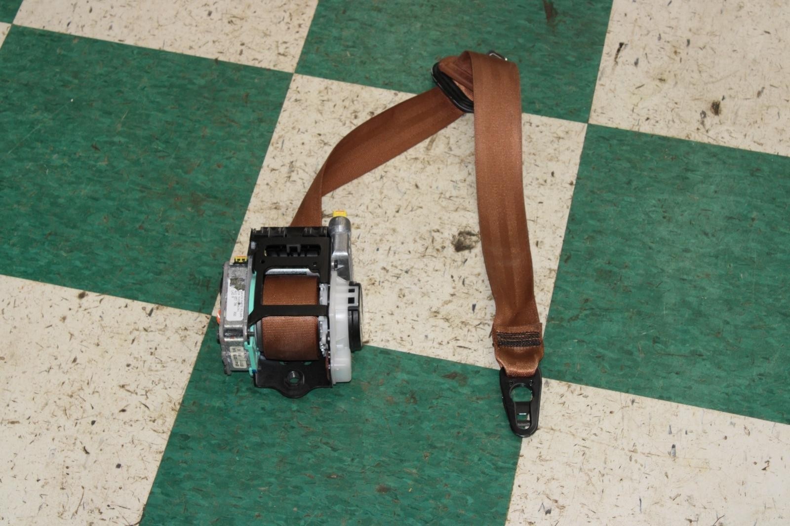 Bentley Flying Spur 2014-2018 Front Right Seat belt Brown