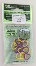 Clover Art. 3150 Triangle Medium Stitch Markers 16 ct US Size 9-10.5 Needle DS