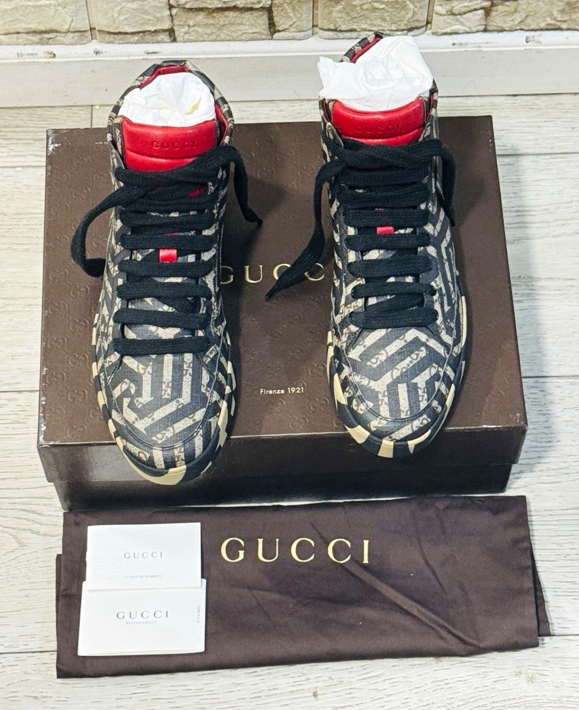 구찌 GG 칼레이도 캔버스 하이탑 스니커즈 남성용 사이즈 9GUS 9½ 정가 $750.00
